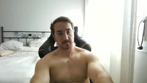 Snapshot of hotman_40_ chatting on 04/16/26, 03:35 hotman_40_ online show from 04/16/26, 03:35