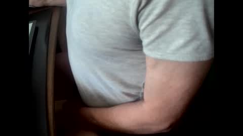 Snapshot of hotmassage50 chatting on 09/28/25, 12:10 hotmassage50 online show from 09/28/25, 12:10
