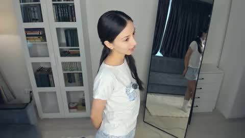 Cherry  online show from 02/20/26, 08:16