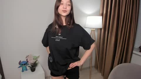 Cherry  online show from 03/25/26, 08:59