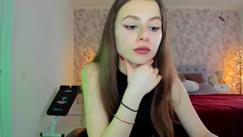 hotmolly_ online show from 02/25/26, 10:58