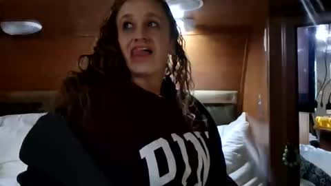 hotmom0610 online show from 03/28/26, 12:16