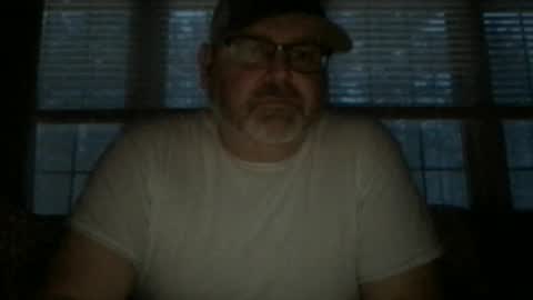 Snapshot of hotndirty72 chatting on 02/16/25, 11:27 hotndirty72 online show from 02/16/25, 11:27