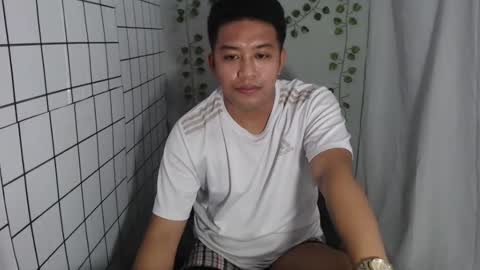 Snapshot of hotnielkhalifa chatting on 09/28/25, 11:26 neilkhalifa online show from 09/28/25, 11:26