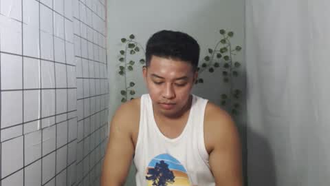 Snapshot of hotnielkhalifa chatting on 10/23/25, 03:11 neilkhalifa online show from 10/23/25, 03:11