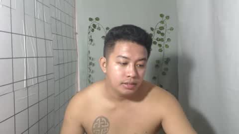 Snapshot of hotnielkhalifa chatting on 10/31/25, 09:27 neilkhalifa online show from 10/31/25, 09:27