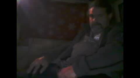 hotnriv13 online show from 05/06/26, 12:43