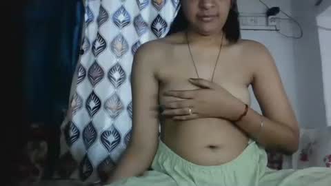 lola online show from 03/29/26, 05:51