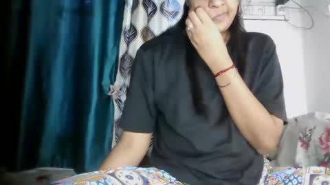 lola online show from 04/03/26, 12:03