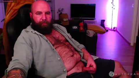 Snapshot of hotokar chatting on 04/15/26, 10:10 Hotokkar online show from 04/15/26, 10:10