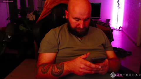 Snapshot of hotokar chatting on 04/17/26, 12:13 Hotokkar online show from 04/17/26, 12:13