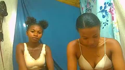 hotornela98 online show from 03/24/26, 09:14