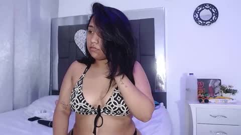 Snapshot of hotprincess17 chatting on 12/05/24, 04:44 Skarlet online show from 12/05/24, 04:44