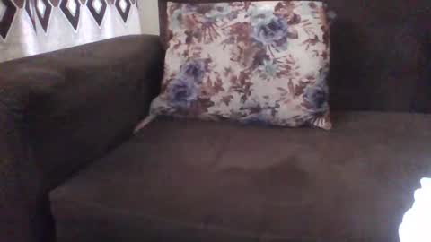 hotrinnah online show from 11/17/25, 12:33