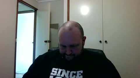 hotrodder323 online show from 12/11/24, 06:14