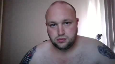 hotrodder323 online show from 01/27/25, 05:47