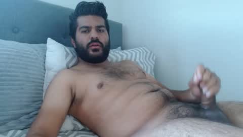 Snapshot of hotsexdude69 chatting on 10/10/25, 01:43 hotsexdude69 online show from 10/10/25, 01:43