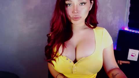 Marga Avery online show from 12/22/25, 01:13