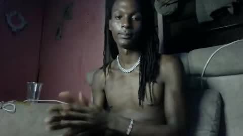 hotshadowx online show from 04/17/26, 06:55