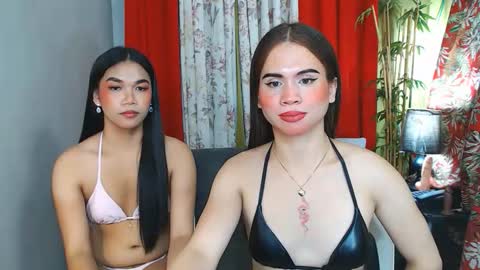 Snapshot of hotsinfulbabes_savana chatting on 05/28/26, 07:05 Savana olala online show from 05/28/26, 07:05