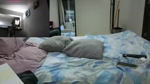 Snapshot of hotstud_999 chatting on 07/16/26, 02:17 Andres online show from 07/16/26, 02:17