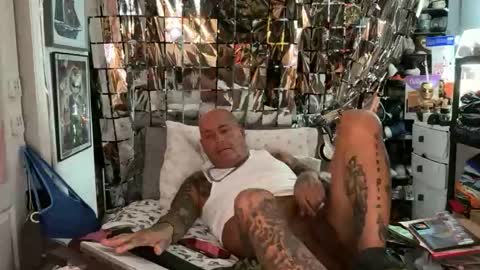 hotstuff775616 online show from 04/25/26, 06:27