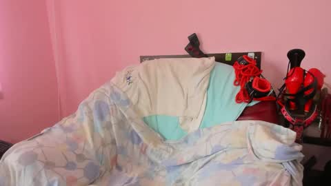 Monica online show from 03/11/25, 11:44