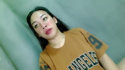 Snapshot of hott_cumforyou chatting on 02/15/26, 10:36 jelaigrande online show from 02/15/26, 10:36