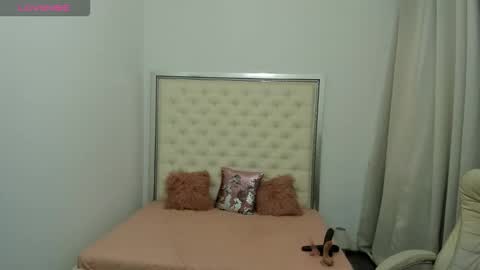 Eryka online show from 10/10/25, 09:19