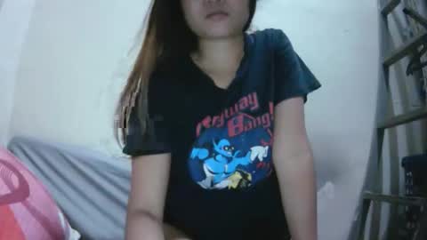 Snapshot of hott_sienna chatting on 11/04/25, 12:21 hott_sienna online show from 11/04/25, 12:21