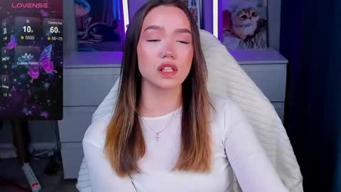 hello Im Eva online show from 05/01/26, 01:05
