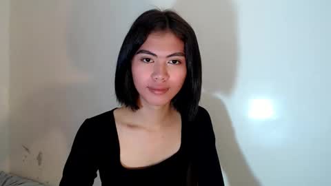 hottestdella69 online show from 10/13/25, 07:52