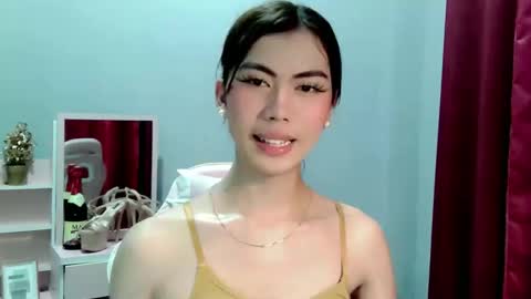 Snapshot of hottestdella69 chatting on 01/19/26, 06:28 hottestdella69 online show from 01/19/26, 06:28