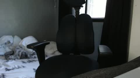 hottie_kyle69 online show from 04/08/26, 01:38