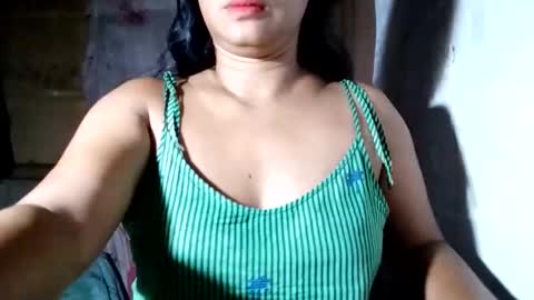 Lyn online show from 09/24/25, 09:07