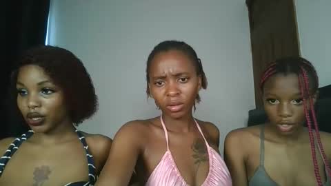 hottie_mistie online show from 04/13/26, 09:37