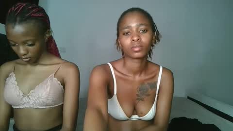 hottie_mistie online show from 04/15/26, 11:06