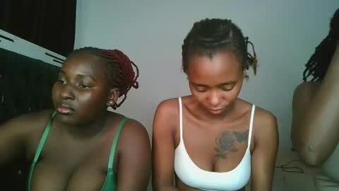 hottie_mistie online show from 04/19/26, 09:06