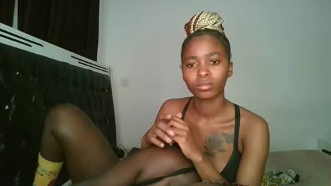 hottie_mistie online show from 04/21/26, 02:51