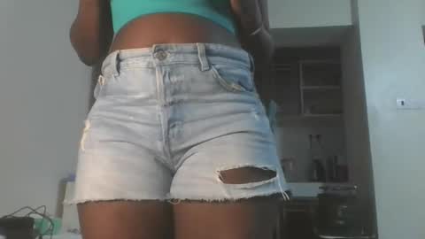 Snapshot of hottie_vera chatting on 11/13/25, 07:29 vera online show from 11/13/25, 07:29