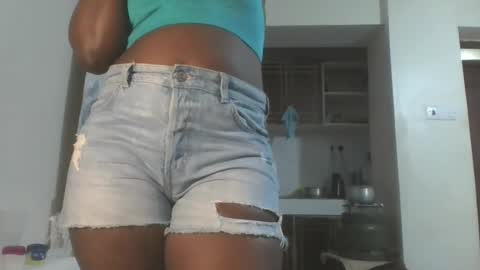 Snapshot of hottie_vera chatting on 11/25/25, 07:58 vera online show from 11/25/25, 07:58