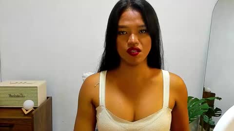 Maxine online show from 10/17/25, 06:27