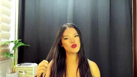 Maxine online show from 11/28/25, 03:09