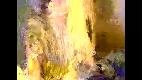 Snapshot of hottiefrmhell97 chatting on 10/29/25, 03:53 Lucky online show from 10/29/25, 03:53