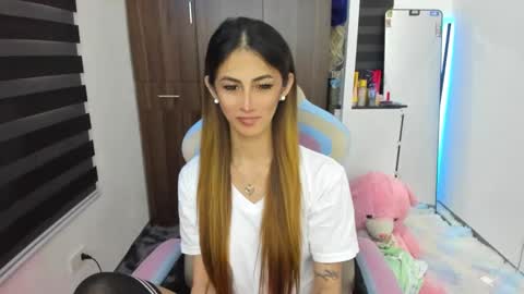 Snapshot of hottietrinity chatting on 02/19/25, 11:46 YOUR ONE AND ONLY TRINITY online show from 02/19/25, 11:46