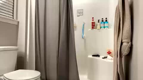 hottiewithabody101 online show from 10/10/25, 08:30