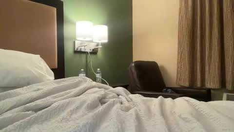 hottiewithabody101 online show from 11/25/25, 11:49