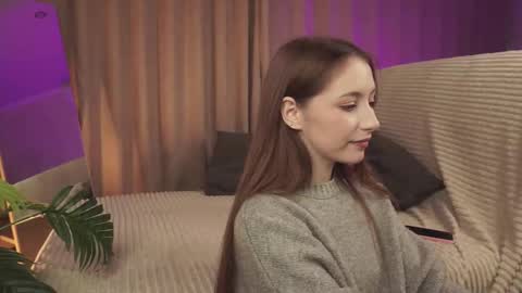 hottpeachh online show from 10/10/25, 04:50