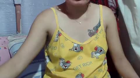 hottpinayz online show from 01/04/25, 12:49