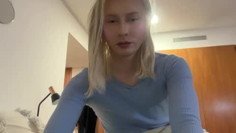 HotTransGirlie online show from 06/27/26, 02:38